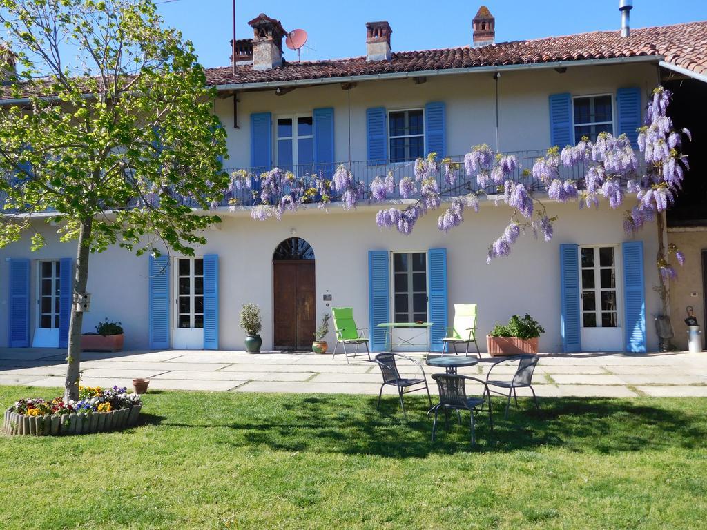 Agriturismo La Tilia Lequio Tanaro Exterior foto